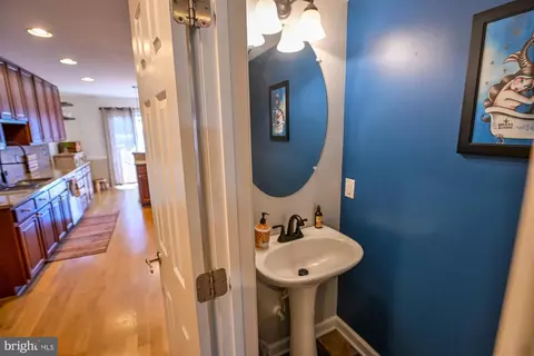 Entry Way - 1722 Patapsco St, Baltimore, MD 21230 photo 4 of 11