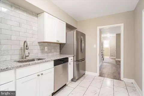 3954 Oakford Ave, Baltimore, MD 21215 photo 6