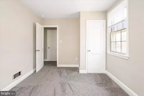 3954 Oakford Ave, Baltimore, MD 21215 photo 12