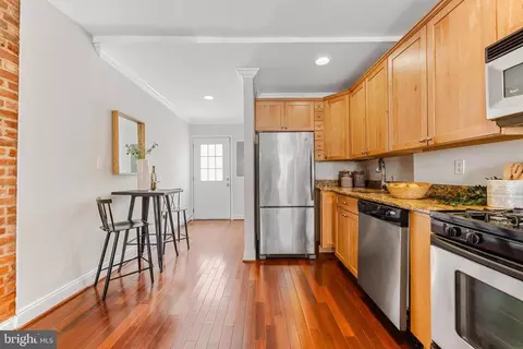 505 E Fort Ave, Baltimore, MD 21230 photo 8