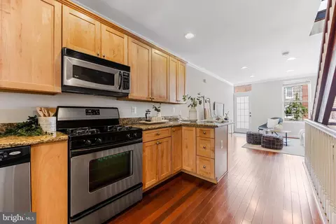 505 E Fort Ave, Baltimore, MD 21230 photo 13