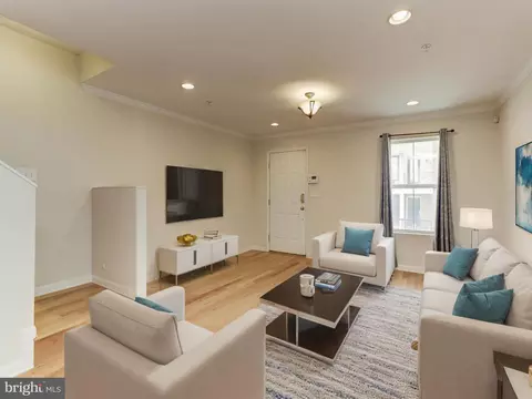 4625 Dillon Pl, Baltimore, MD 21224 photo 4
