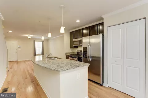 4625 Dillon Pl, Baltimore, MD 21224 photo 10