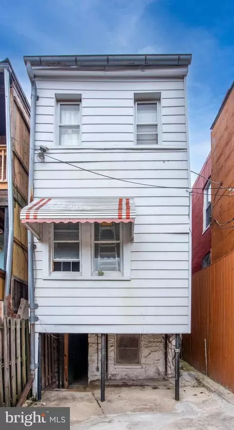 Exterior - 529 E 41st St, Baltimore, MD 21218 photo 2 of 4