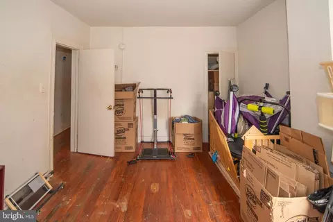Bedroom - 529 E 41st St, Baltimore, MD 21218 photo 2 of 2