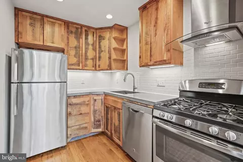 Kitchen - 711 William St, Baltimore, MD 21230 photo 2 of 2