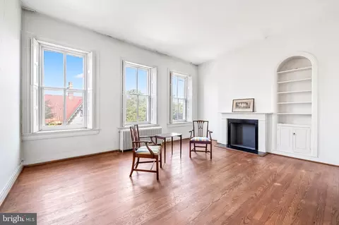 Living - 207 W Lanvale St, Baltimore, MD 21217 photo 7 of 11