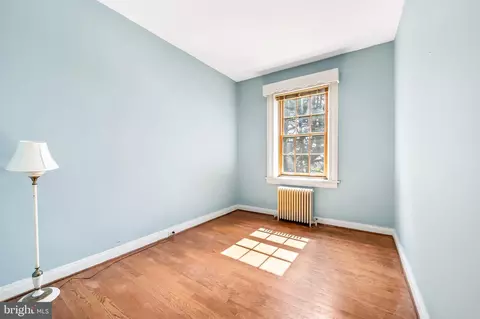 Bedroom - 207 W Lanvale St, Baltimore, MD 21217 photo 1 of 2