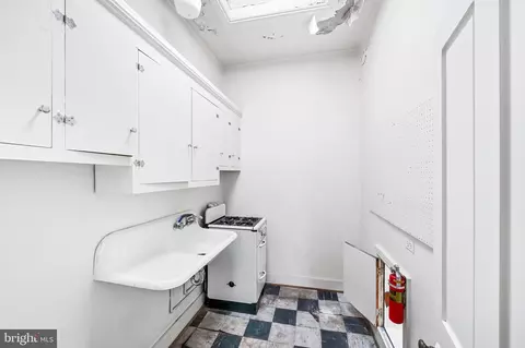 Other - 207 W Lanvale St, Baltimore, MD 21217 photo 8 of 12