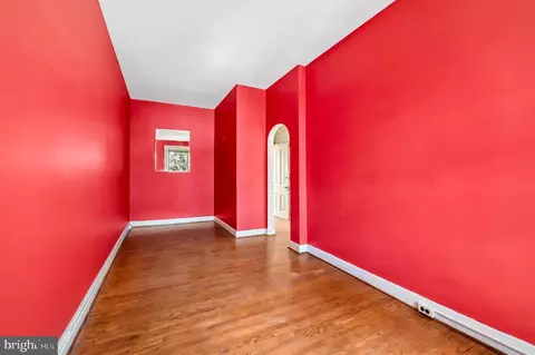 Entry Way - 207 W Lanvale St, Baltimore, MD 21217 photo 7 of 9