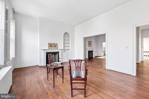 Living - 207 W Lanvale St, Baltimore, MD 21217 photo 8 of 11