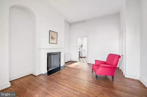 Living - 207 W Lanvale St, Baltimore, MD 21217 photo 9 of 11
