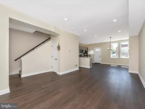 2803 Waldorf Ave, Baltimore, MD 21215 photo 8