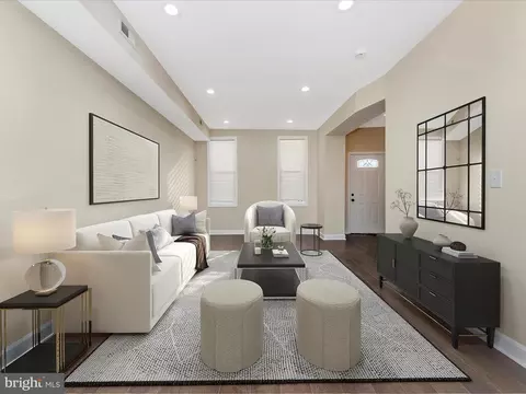 2803 Waldorf Ave, Baltimore, MD 21215 photo 3