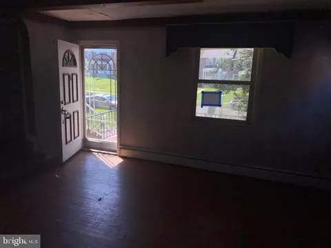 Entry Way - 1212 E Belvedere Ave, Baltimore, MD 21239 photo 7 of 7