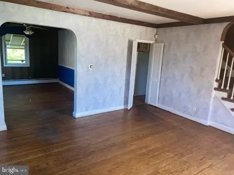 Living - 1212 E Belvedere Ave, Baltimore, MD 21239 photo 5 of 9