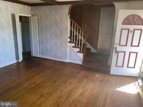 Living - 1212 E Belvedere Ave, Baltimore, MD 21239 photo 6 of 9