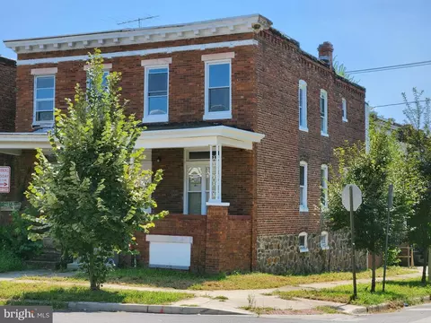 Exterior - 3143 Baker St, Baltimore, MD 21216 photo 2 of 6