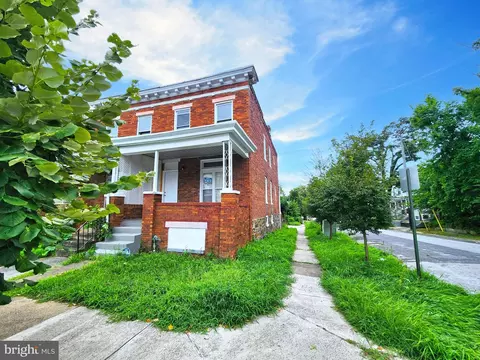3143 Baker St, Baltimore, MD 21216