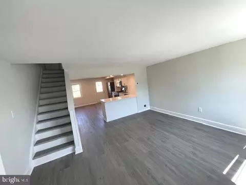 Living - 2914 Rayshire Rd, Baltimore, MD 21230 photo 2 of 3