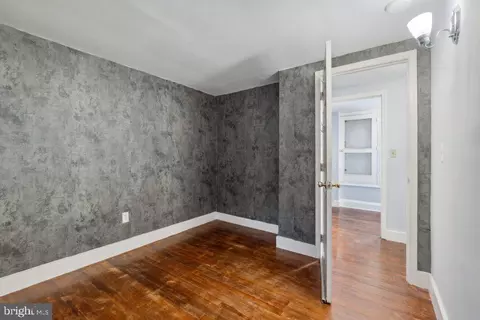 225 E 33rd St, Baltimore, MD 21218 photo 19