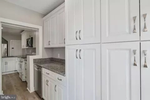 225 E 33rd St, Baltimore, MD 21218 photo 15