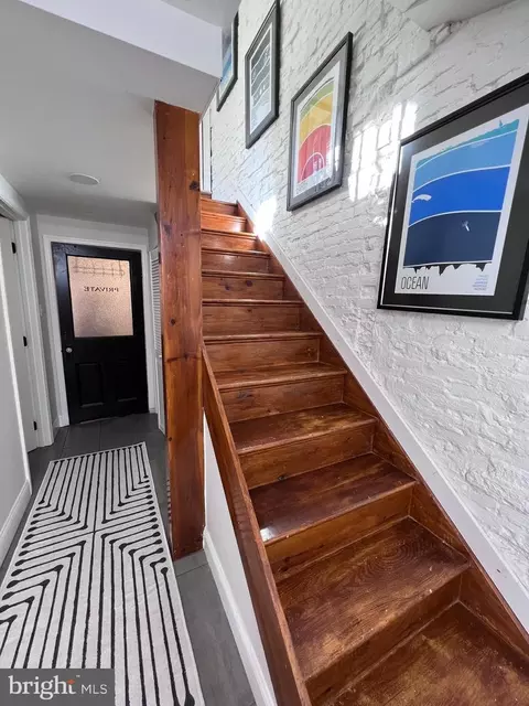 Entry Way - 611 S Wolfe St S, Baltimore, MD 21231 photo 7 of 13
