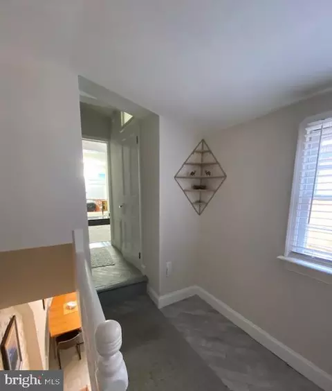 Entry Way - 611 S Wolfe St S, Baltimore, MD 21231 photo 12 of 13