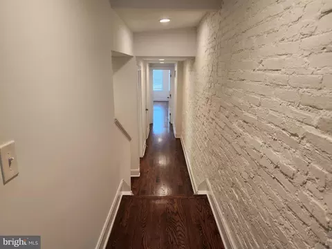 Entry Way - 2112 E Fayette St, Baltimore, MD 21231 photo 6 of 8
