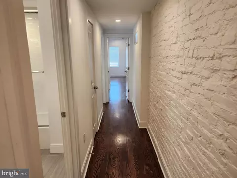 Entry Way - 2112 E Fayette St, Baltimore, MD 21231 photo 4 of 8