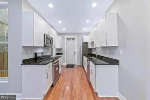 2145 Division St, Baltimore, MD 21217 photo 7