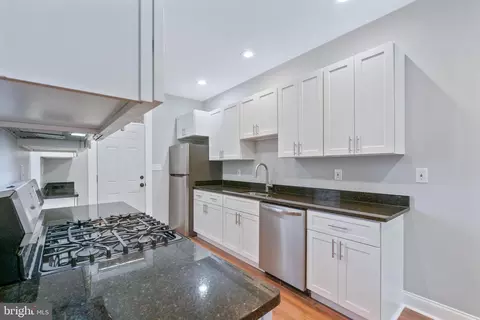 2145 Division St, Baltimore, MD 21217 photo 9