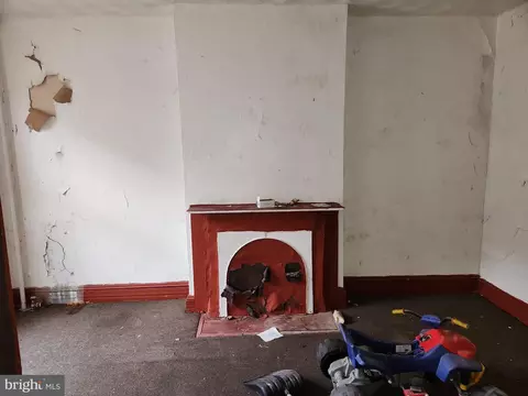Living - 1727 Mcculloh St, Baltimore, MD 21217 photo 1 of 1