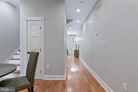 2139 Division St, Baltimore, MD 21217 photo 5