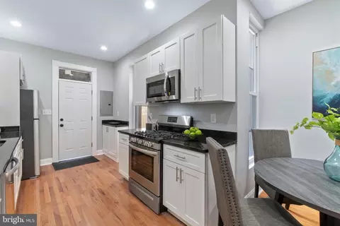 2139 Division St, Baltimore, MD 21217 photo 8