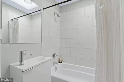 2139 Division St, Baltimore, MD 21217 photo 15