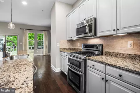 1907 E Clement St, Baltimore, MD 21230 photo 17