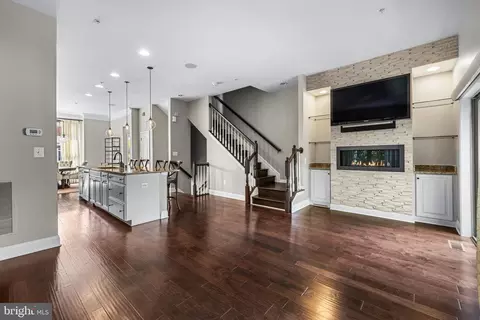 1907 E Clement St, Baltimore, MD 21230 photo 9