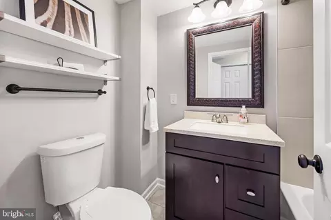 Bath - 3506 Odonnell St, Baltimore, MD 21224 photo 3 of 6