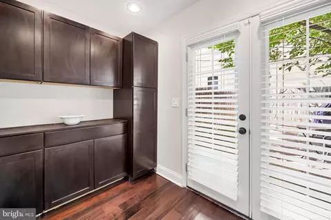 Entry Way - 3506 Odonnell St, Baltimore, MD 21224 photo 4 of 4
