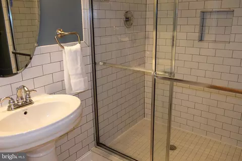 Bath - 2212 Boyer St, Baltimore, MD 21231 photo 1 of 4