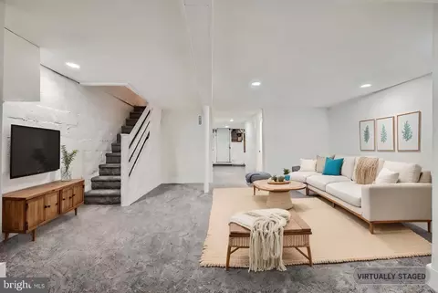 Living - 3020 Brendan Ave, Baltimore, MD 21213 photo 3 of 3