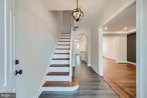 Entry Way - 3020 Brendan Ave, Baltimore, MD 21213 photo 1 of 4
