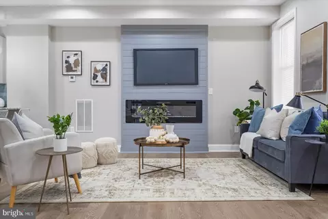 505 Lyndhurst St, Baltimore, MD 21229