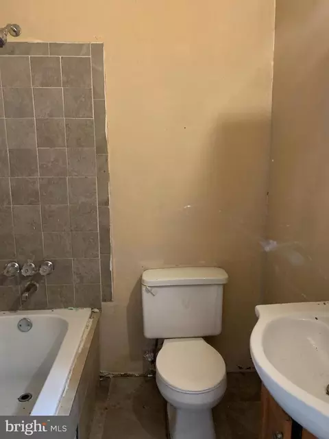 513 N Glover St, Baltimore, MD 21205 photo 6