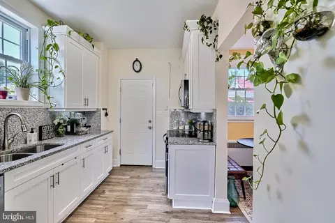 Kitchen - 3600 Denison Rd, Baltimore, MD 21215 photo 2 of 5