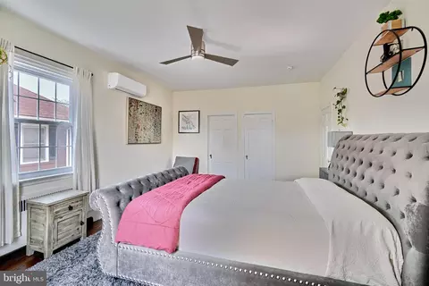 Bedroom - 3600 Denison Rd, Baltimore, MD 21215 photo 4 of 7