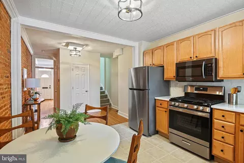 Entry Way - 3 N Glover St, Baltimore, MD 21224 photo 2 of 2