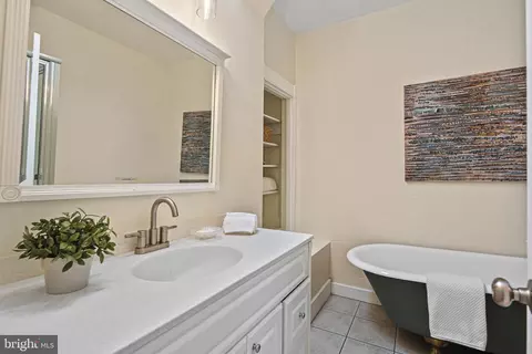 Bath - 3 N Glover St, Baltimore, MD 21224 photo 1 of 2