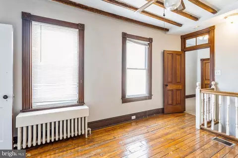 Entry Way - 27 Ostend St E, Baltimore, MD 21230 photo 4 of 7